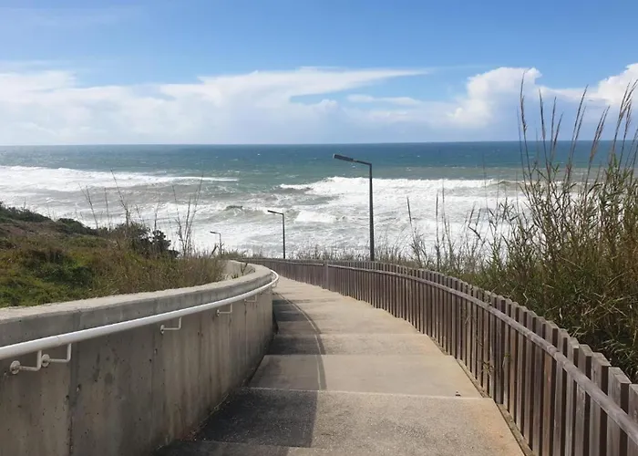 Azul And Sun Villa Silveira (Lisbon)